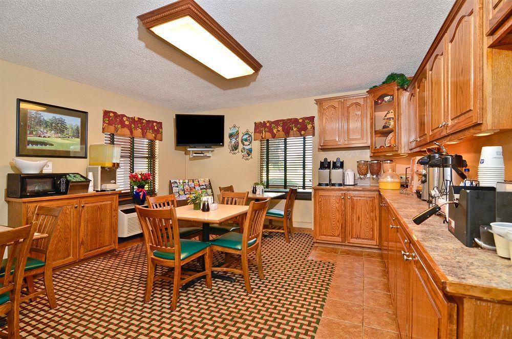 Best Western Bradford Inn Swainsboro Restaurant foto